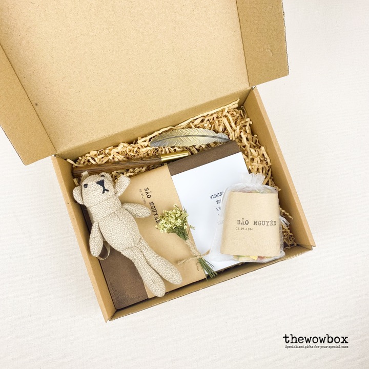 [Quà tặng bạn nam] THE NOBLE BOX – Sổ da, bút gỗ, kẹp sách
