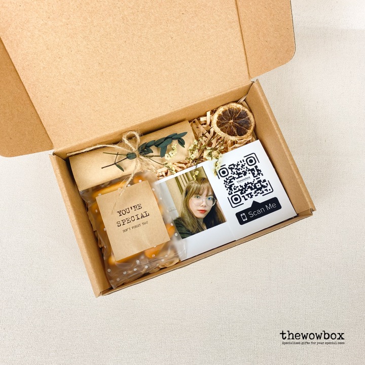 [Mini Box] THE SWEET BOX – Ảnh, bài hát, đồ uống, bánh quy